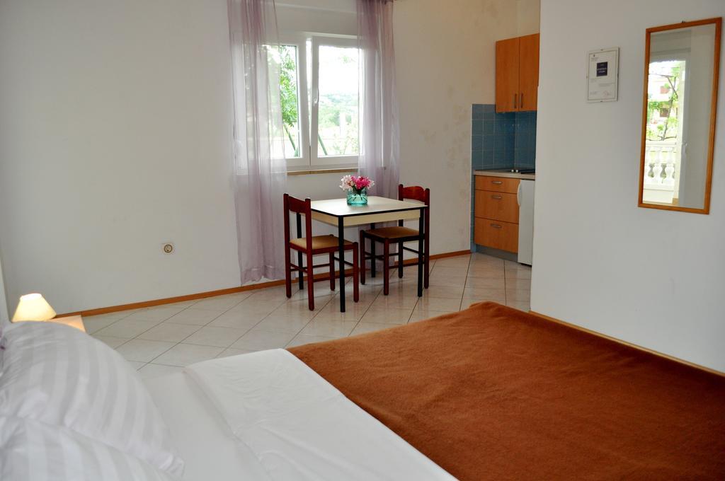 Ljubač Apartments Smilja מראה חיצוני תמונה